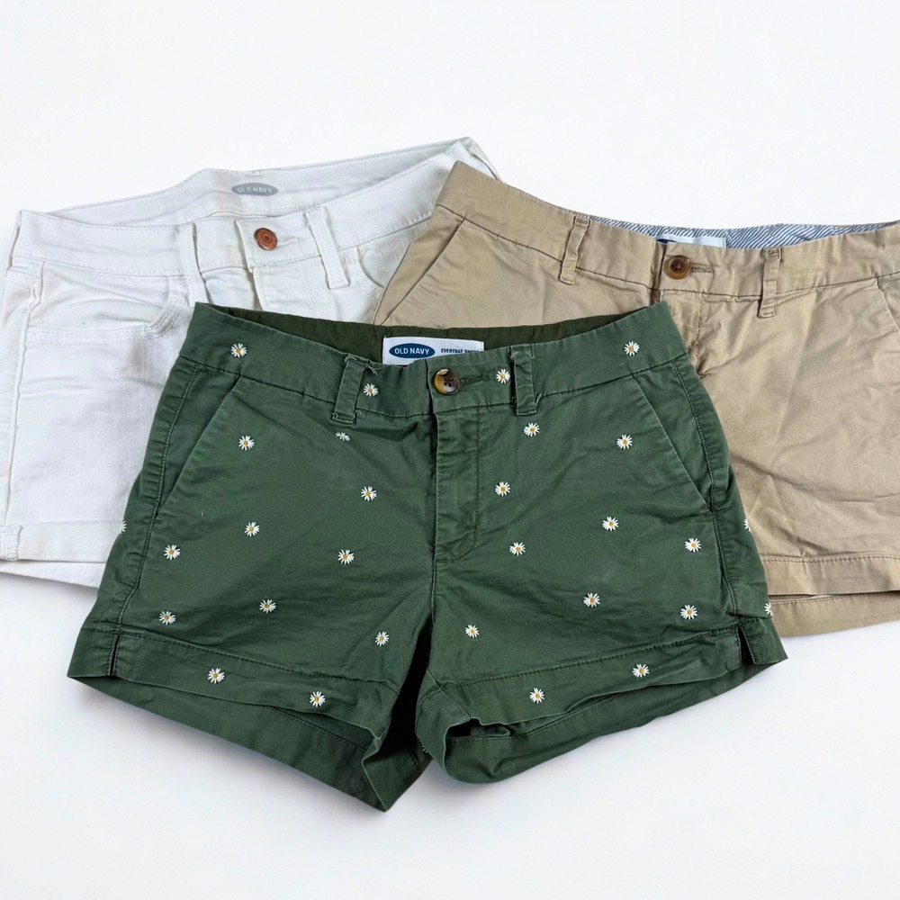 Old Navy Everyday Shorts Bundle Womens 0 Green Daisy‎ Tan White Mid Rise Chino